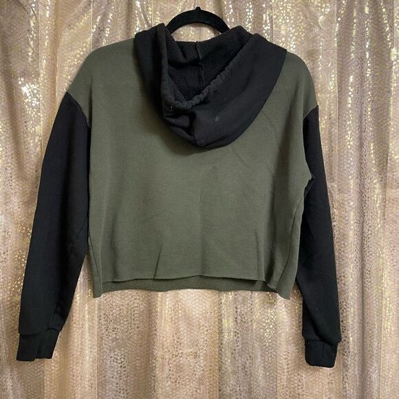 PINK Victorias Secret Army Green Black Cropped Hooded Sweater, XS - Picture 2 of 5